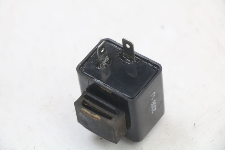 photo de TURN SIGNAL RELAY REGAL RAPTOR SPYDER 125 (2010 - 2018)