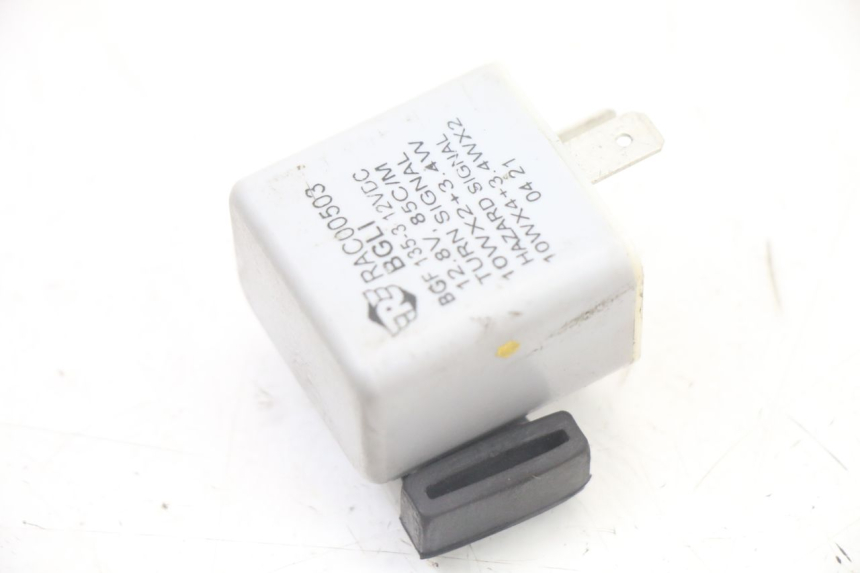 photo de TURN SIGNAL RELAY ROYAL ENFIELD HYMALAYAN 410 (2016 - 2023)