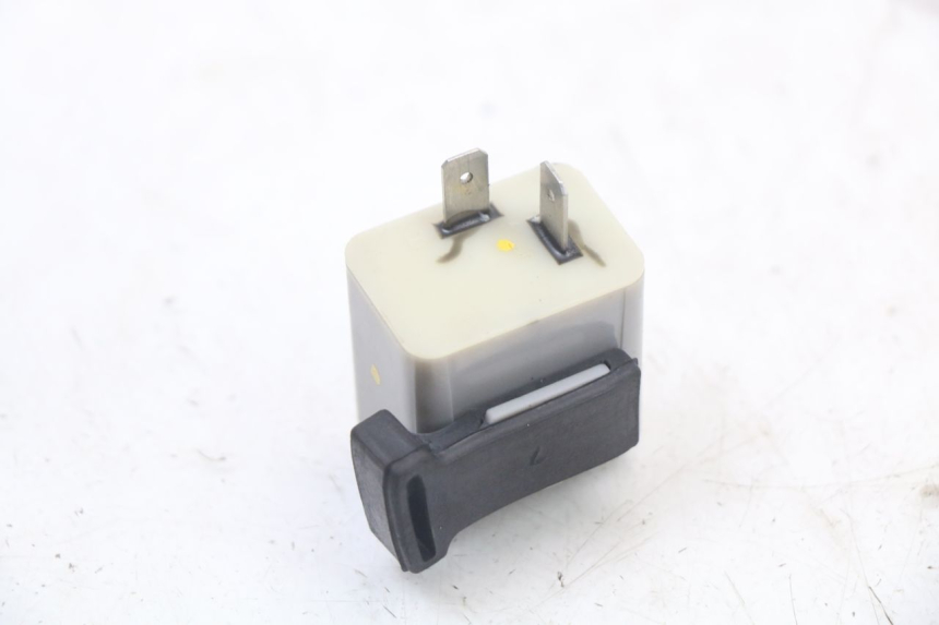 photo de TURN SIGNAL RELAY ROYAL ENFIELD SCRAM 411 (2022 - 2024)