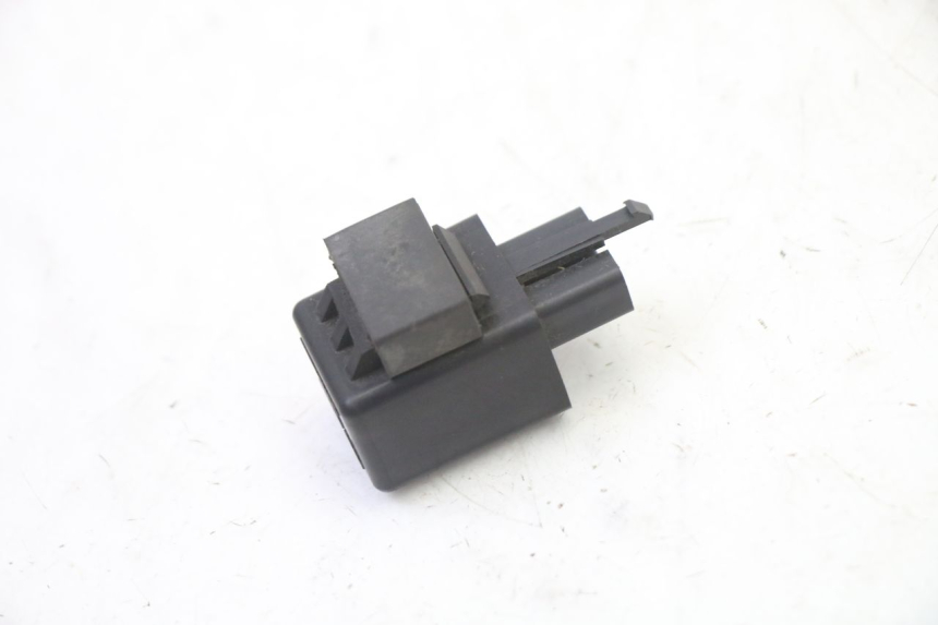 photo de TURN SIGNAL RELAY HONDA ST PAN EUROPEAN 1300 (2002 - 2013)