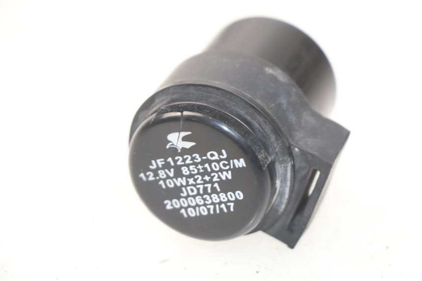 photo de TURN SIGNAL RELAY PEUGEOT STREETZONE 2T 50 (2014 - 2019)