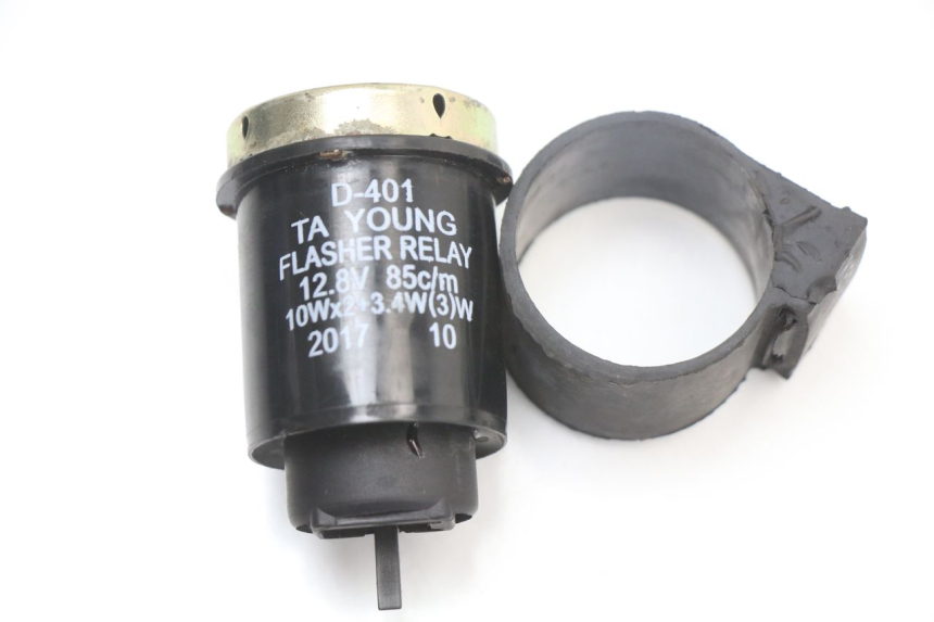 photo de TURN SIGNAL RELAY KYMCO SUPER 8 4T 50 (2018 - 2020)