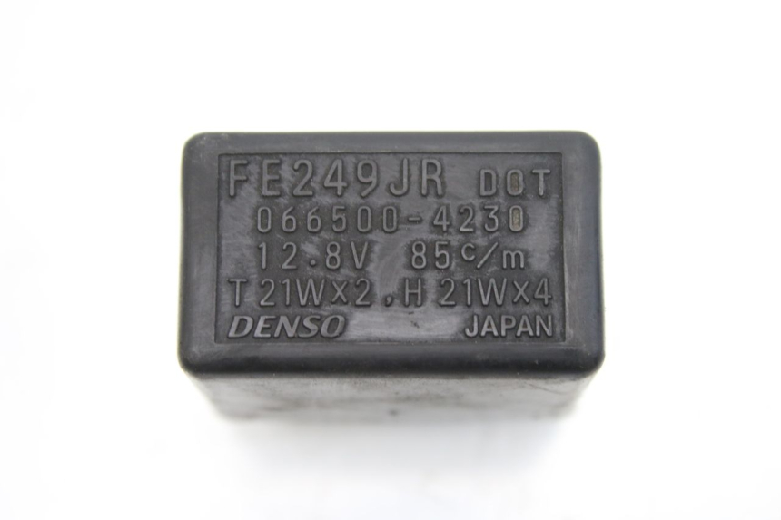 photo de FLASHER RELAY SUZUKI AN BURGMAN 400 (2006 - 2010)