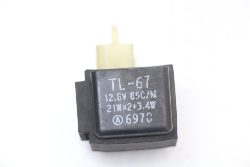 photo de FLASHER RELAY SUZUKI BURGMAN 125 (2007 - 2014)