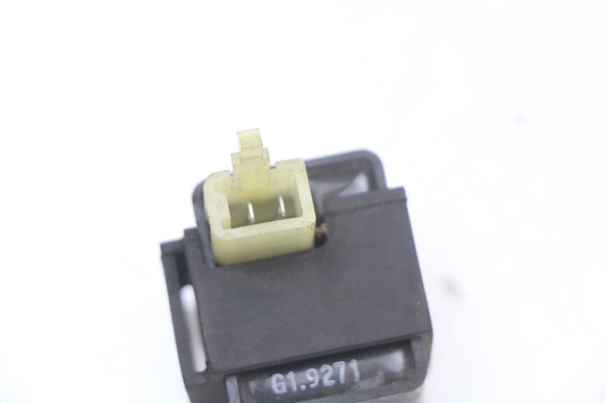 photo de FLASHER RELAY SUZUKI BURGMAN 125 (2007 - 2014)