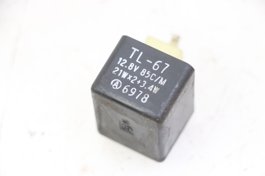 photo de FLASHER RELAY SUZUKI BURGMAN 125 (2007 - 2014)