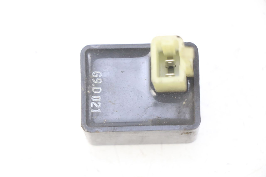 photo de FLASHER RELAY SUZUKI SIXTEEN 125 (2008 - 2010)