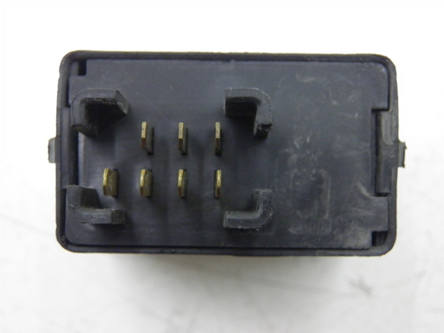 photo de TURN SIGNAL RELAY SUZUKI SV S 650 (1999 - 2002)