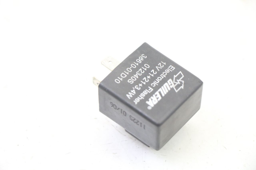 photo de FLASHER RELAY SUZUKI UH BURGMAN 125 (2002 - 2006)