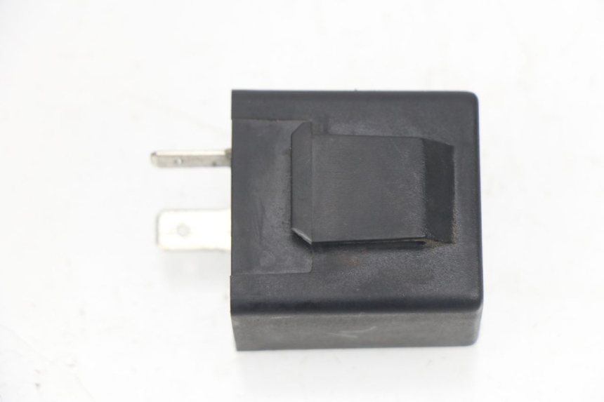 photo de FLASHER RELAY PIAGGIO VESPA PRIMAVERA 2T 50 (2013 - 2018)