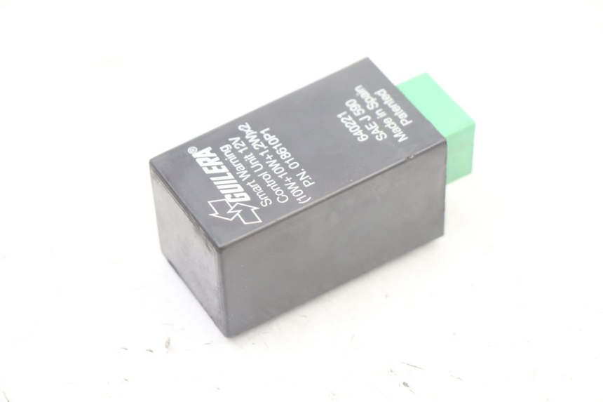 photo de FLASHER RELAY PIAGGIO XEVO - X EVO 125 (2007 - 2016) - Component detail