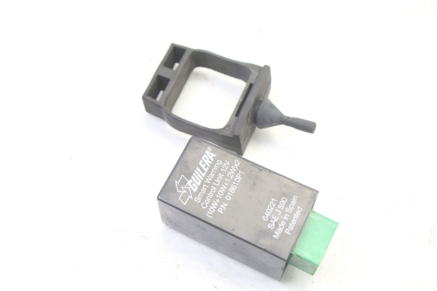 photo de FLASHER RELAY PIAGGIO XEVO - X EVO 125 (2007 - 2016)