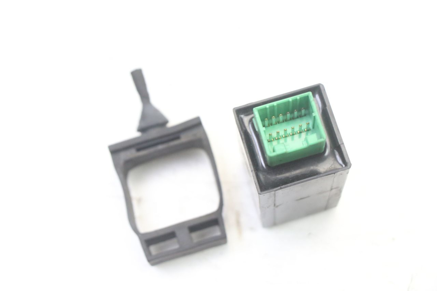 photo de FLASHER RELAY PIAGGIO XEVO - X EVO 125 (2007 - 2016)