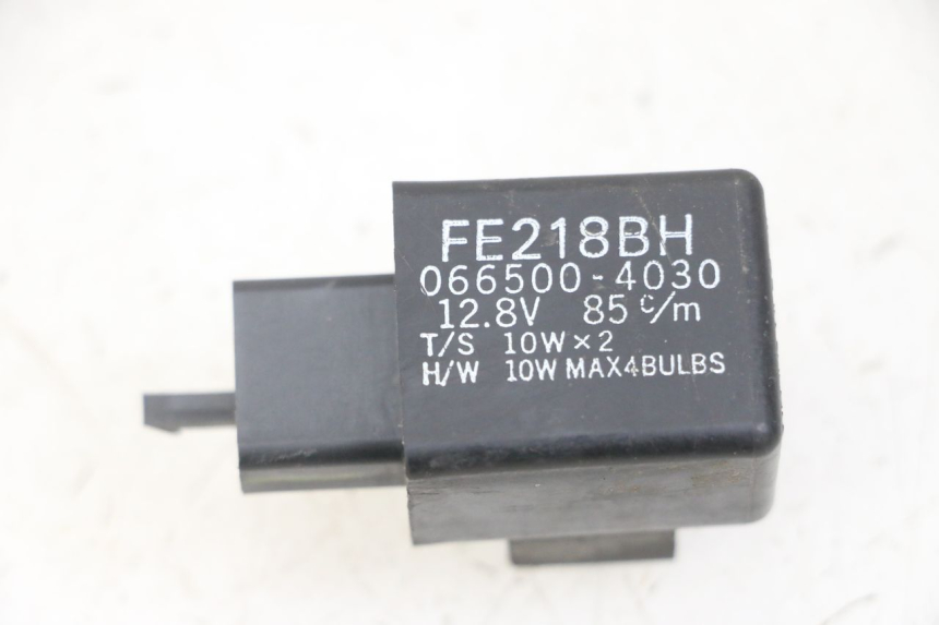 photo de TURN SIGNAL RELAY YAMAHA XJ6 ABS 600 (2008 - 2016)