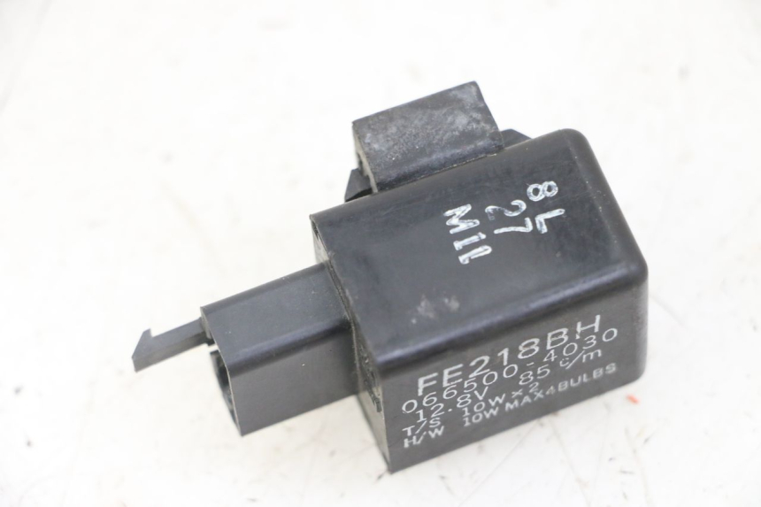 photo de TURN SIGNAL RELAY YAMAHA XJ6 ABS 600 (2008 - 2016)