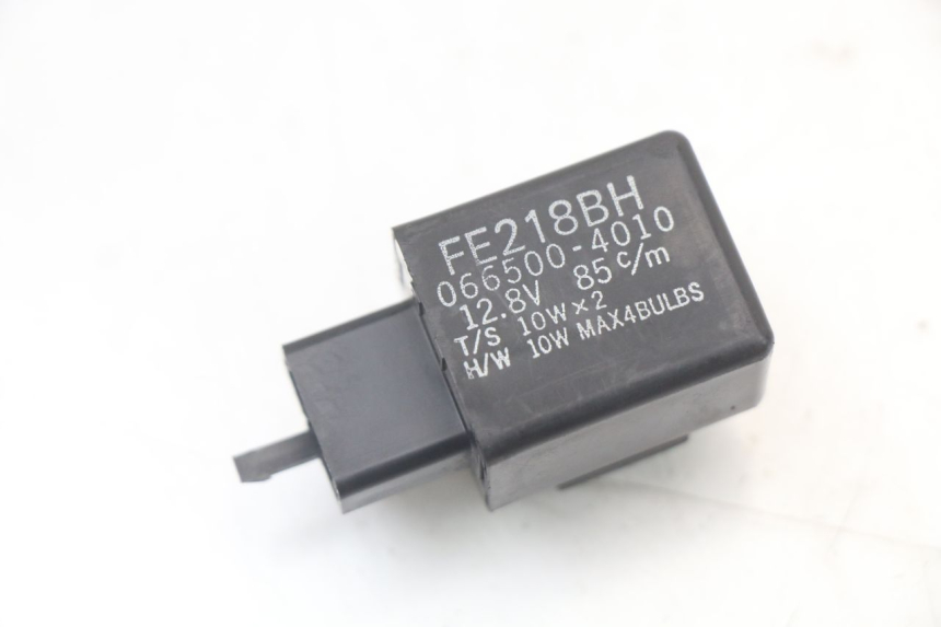 photo de TURN SIGNAL RELAY YAMAHA FZ1 FAZER 1000 (2007 - 2009)