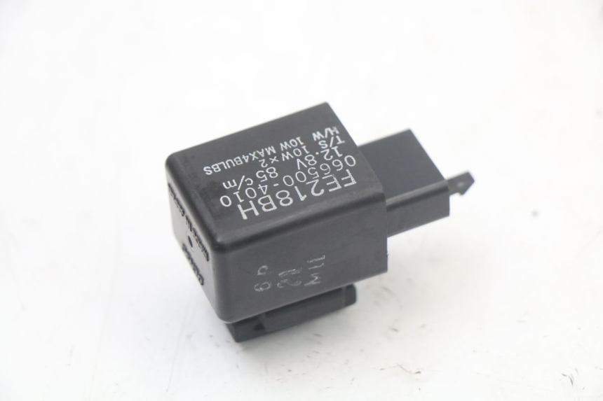 photo de TURN SIGNAL RELAY YAMAHA FZ1 FAZER 1000 (2007 - 2009)