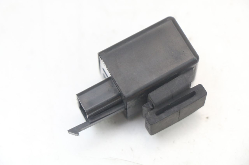 photo de TURN SIGNAL RELAY YAMAHA FZ1 FAZER 1000 (2007 - 2009)