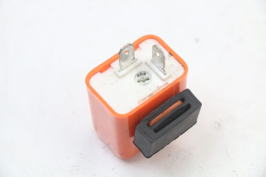 photo de TURN SIGNAL RELAY YAMAHA TDR DELTABOX 125 (1993 - 2003)