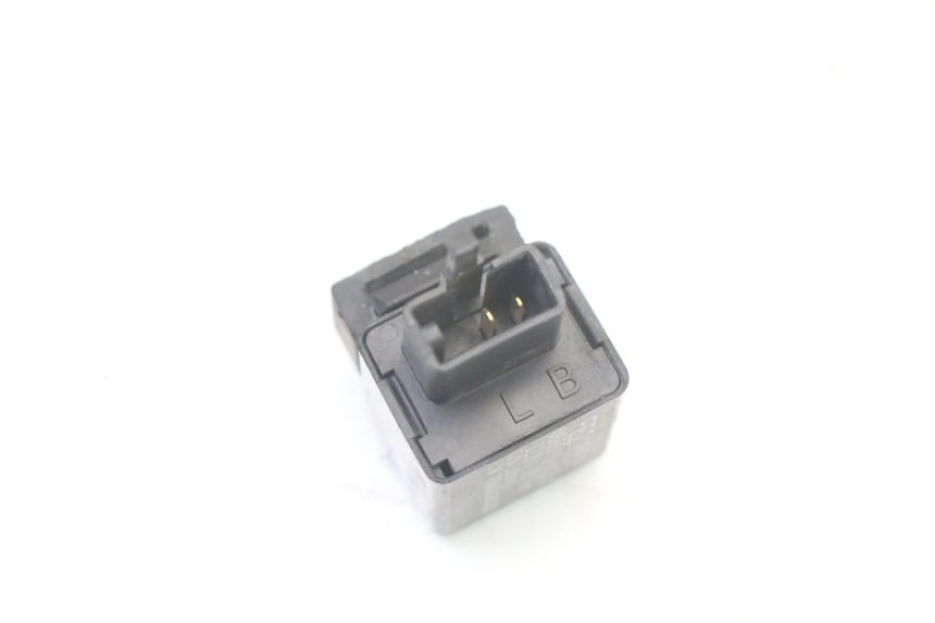 photo de TURN SIGNAL RELAY YAMAHA XJ6 600 (2008 - 2016)