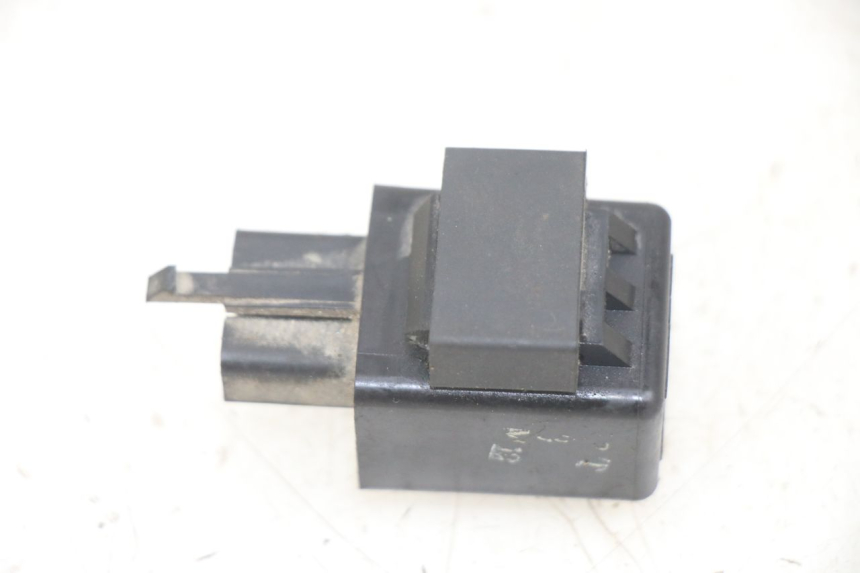 photo de TURN SIGNAL RELAY YAMAHA XJN DIVERSION 600 (2000 - 2003)