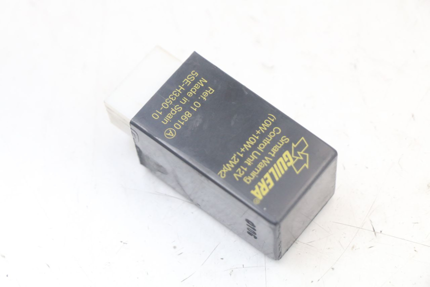 photo de FLASHER RELAY YAMAHA XMAX X-MAX 125 (2006 - 2009)