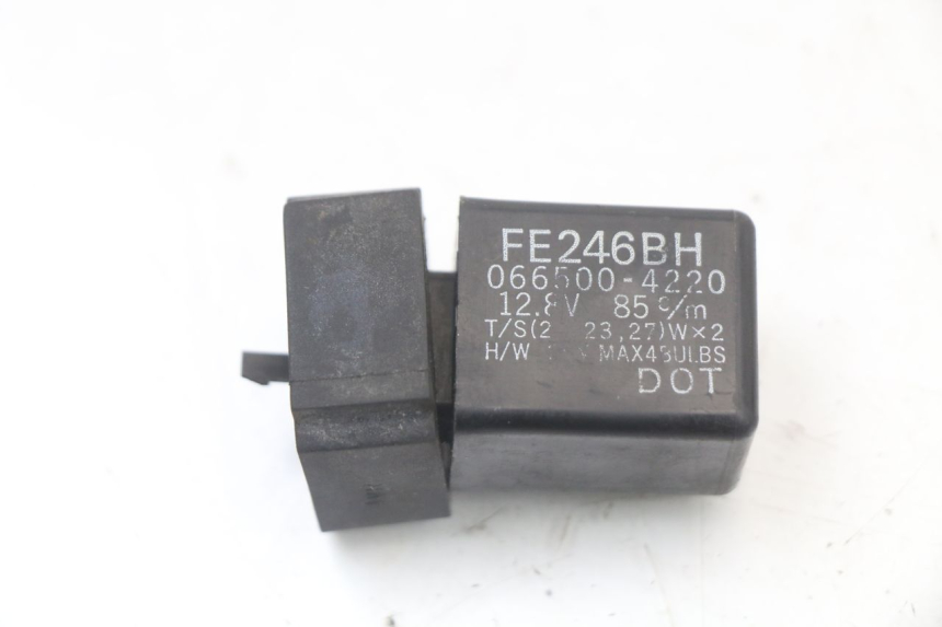 photo de TURN SIGNAL RELAY YAMAHA XVS DRAG STAR DRAGSTAR 650 (1997 - 2007)