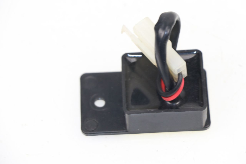 photo de TURN SIGNAL RELAY YAMAHA YZF R 125 (2008 - 2013)