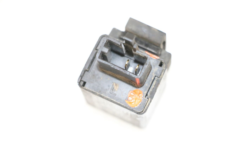 photo de TURN SIGNAL RELAY YAMAHA YFM R RAPTOR 250 (2008 - 2014) - Zoom on usage condition