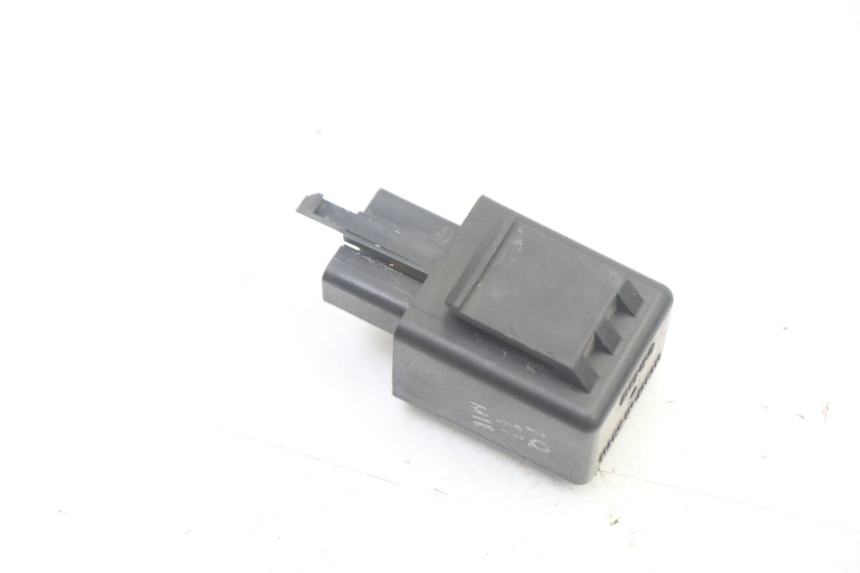 photo de TURN SIGNAL RELAY YAMAHA YP X-MAX XMAX 400 (2014 - 2017)