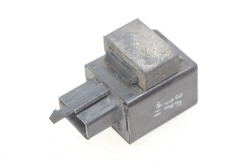 photo de TURN SIGNAL RELAY KAWASAKI ZR7 ZR-7 S 750 (1999 - 2004)
