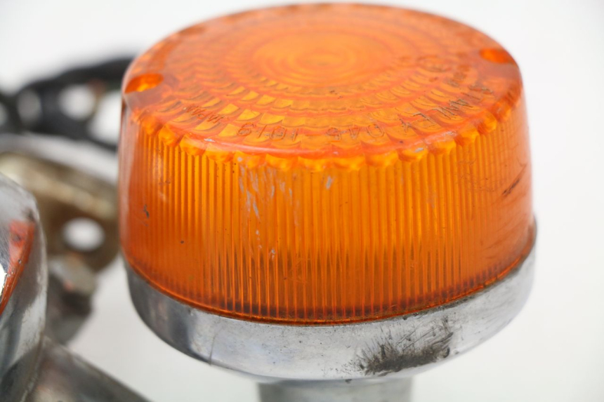 photo de REAR TURN SIGNAL HONDA CG 125 (1996 - 1998) - Alternative perspective