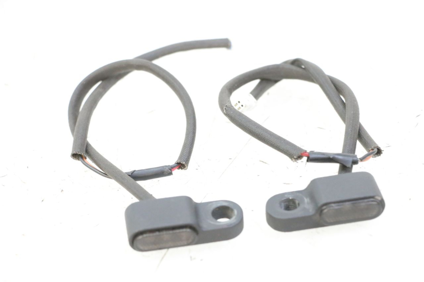 photo de REAR TURN SIGNAL DERBI SENDA SM DRD X-TREME 50 (2011 - 2017)