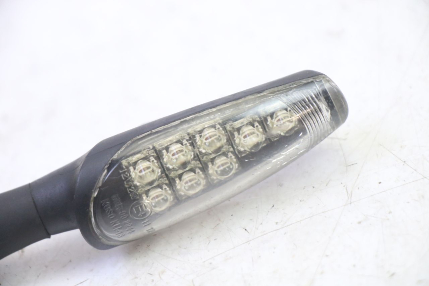 photo de RIGHT REAR TURN SIGNAL QUADRO 4 4D 350 (2015 - 2018)