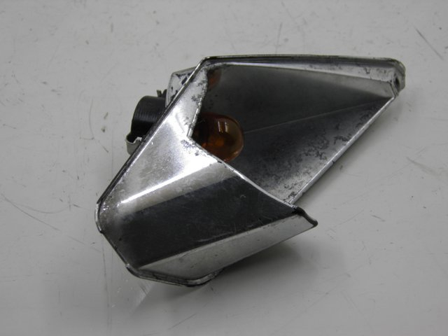 photo de REAR RIGHT TURN SIGNAL DERBI GP MAX 250 (2006 - 2008)