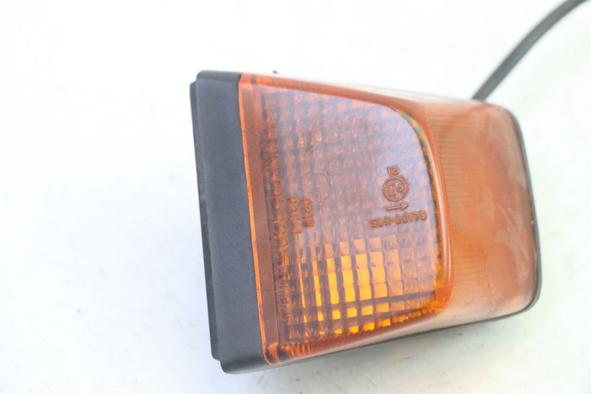 photo de REAR RIGHT TURN SIGNAL KAWASAKI GPX R WARBIRD 600 (1988 - 1993) - Component detail