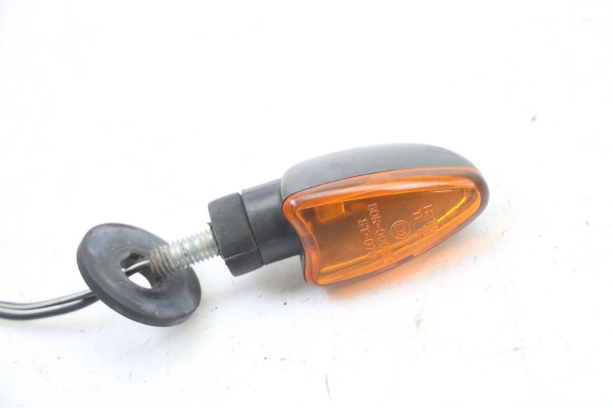 photo de REAR RIGHT TURN SIGNAL SUZUKI GS GSE 500 (2001 - 2003)