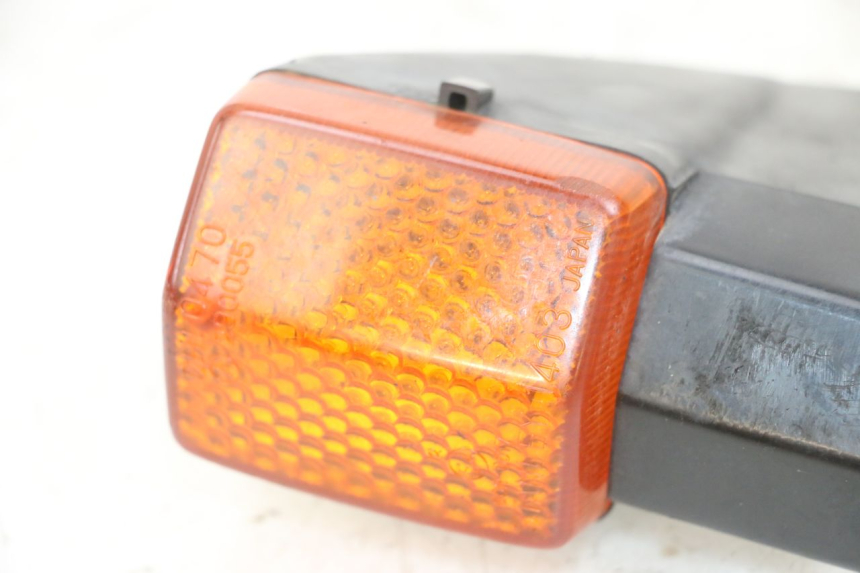 photo de REAR RIGHT TURN SIGNAL HONDA CBR F 1000 (1993 - 1996)