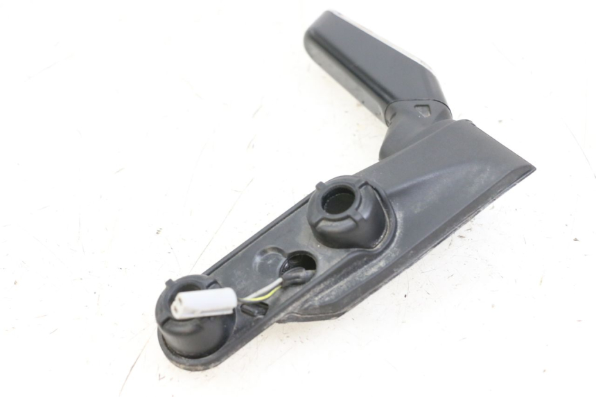 photo de REAR RIGHT TURN SIGNAL HUSQVARNA SVARTPILEN 401 (2018 - 2023)