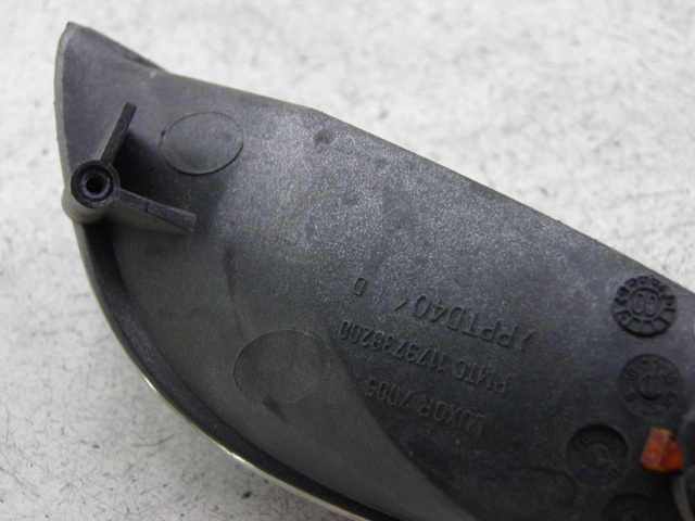 photo de REAR RIGHT TURN SIGNAL PEUGEOT ELYSEO 125 (1999 - 2004)