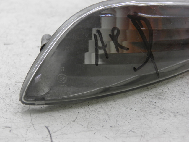 photo de REAR RIGHT TURN SIGNAL PEUGEOT ELYSEO 125 (1999 - 2004)