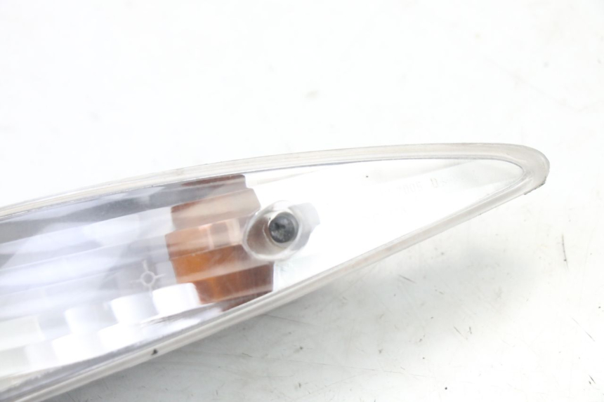 photo de REAR RIGHT TURN SIGNAL PEUGEOT ELYSTAR 50 (2002 - 2014)