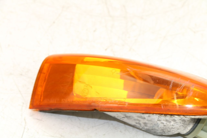 photo de REAR RIGHT TURN SIGNAL PIAGGIO FLY 100 (2006 - 2010)