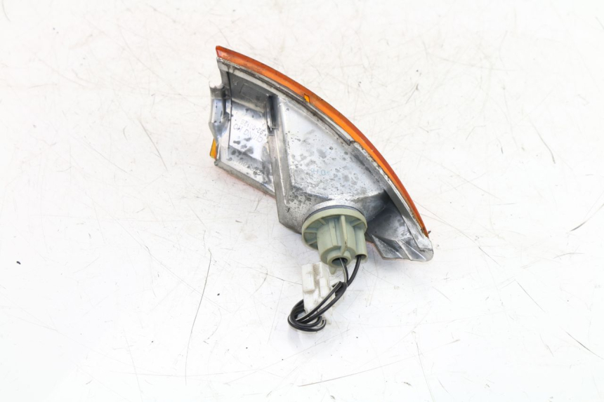 photo de REAR RIGHT TURN SIGNAL PIAGGIO FLY 100 (2006 - 2010)