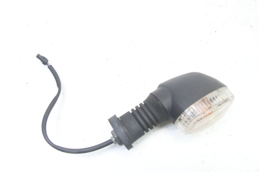 photo de REAR RIGHT TURN SIGNAL PIAGGIO MP3 LT 400 (2007 - 2012)
