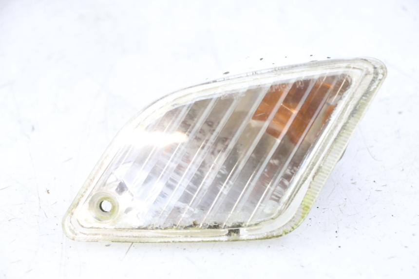 photo de REAR RIGHT TURN SIGNAL PIAGGIO VESPA GRANTURISMO 200 (2004 - 2005)