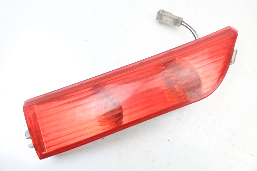 photo de RIGHT REAR TURN SIGNAL PIAGGIO X8 125 (2004 - 2007)