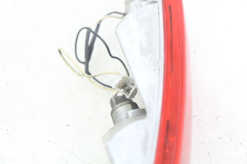 photo de RIGHT REAR TURN SIGNAL PIAGGIO XEVO - X EVO 125 (2007 - 2016)