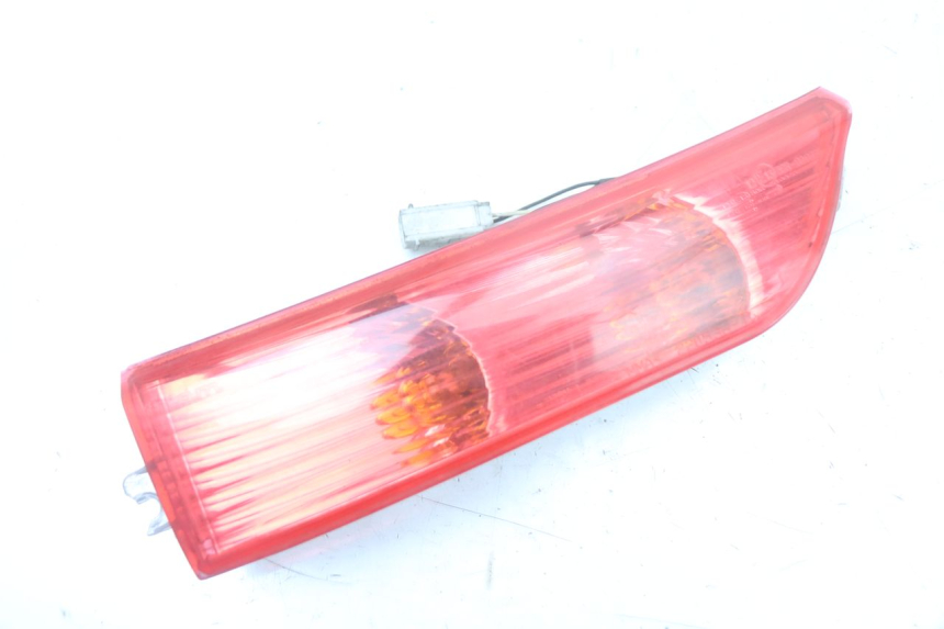 photo de RIGHT REAR TURN SIGNAL PIAGGIO XEVO - X EVO 125 (2007 - 2016)