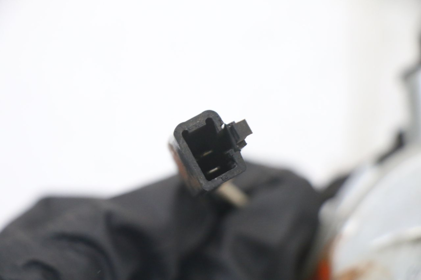 photo de RIGHT REAR TURN SIGNAL PIAGGIO ZIP 2T 50 (2009 - 2019)